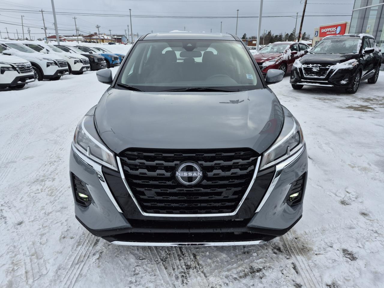 2025 Nissan Kicks Play S FWD Photo2