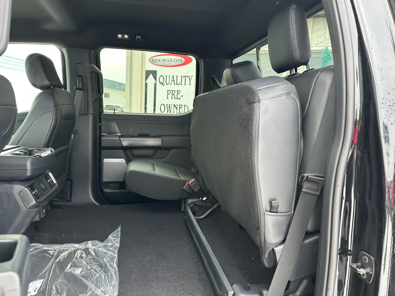 2025 Ford F-150 Lariat 4WD SuperCrew 5.5' Box Photo