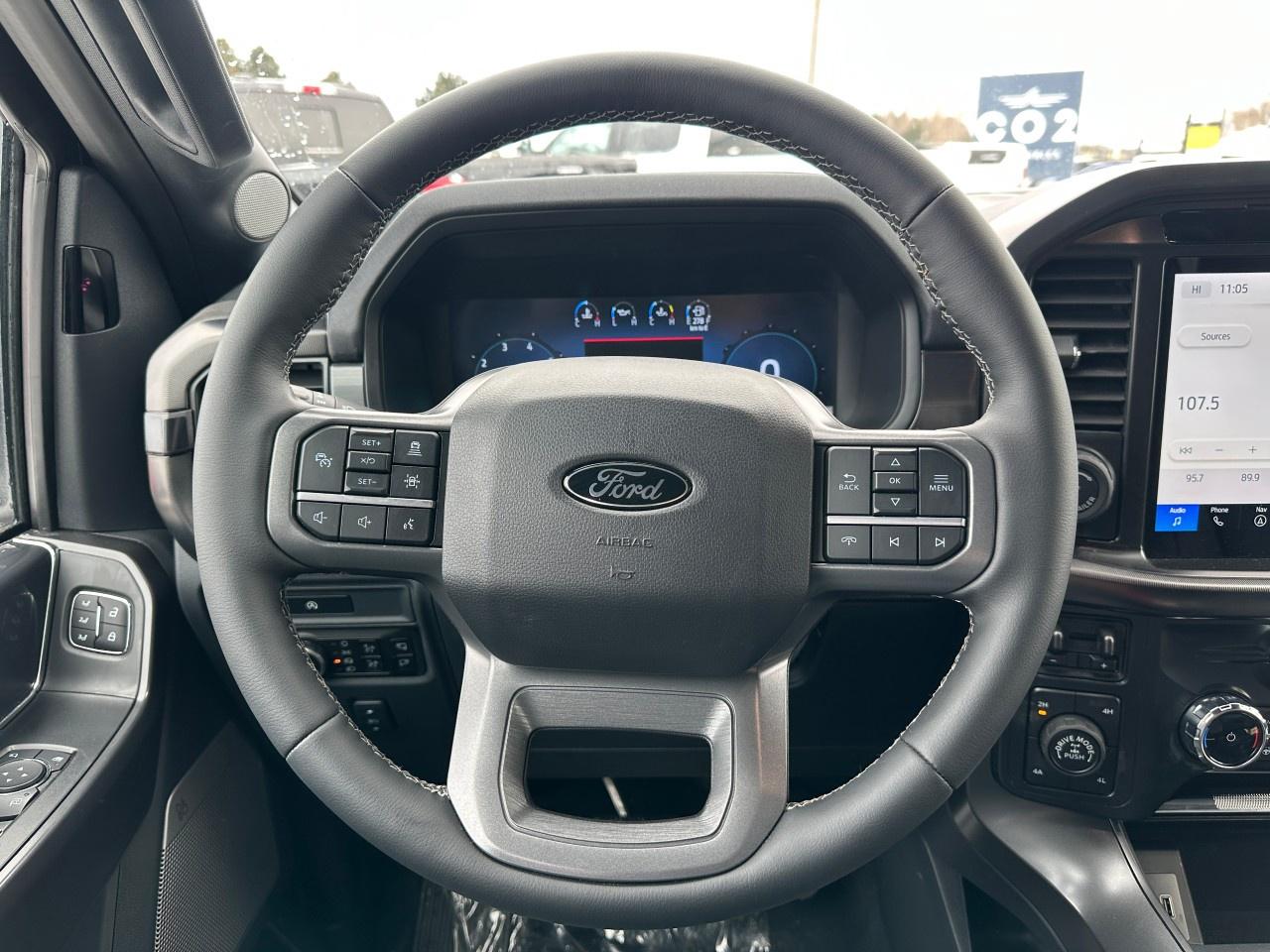 2025 Ford F-150 Lariat 4WD SuperCrew 5.5' Box Photo