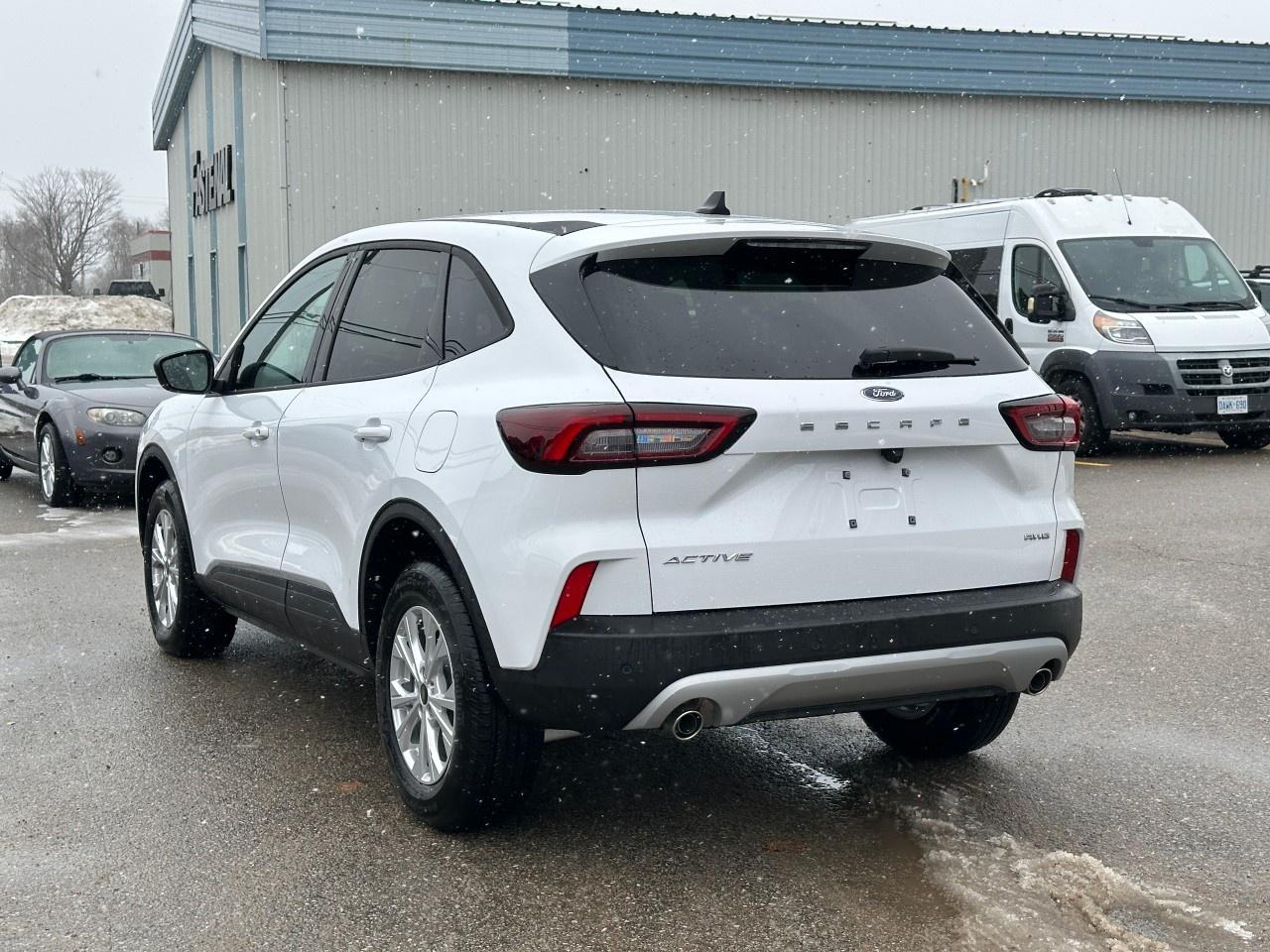 2025 Ford Escape Active AWD Photo