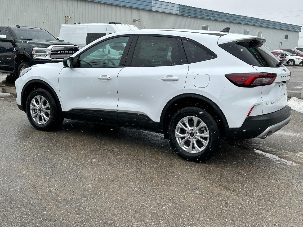 2025 Ford Escape Active AWD Photo