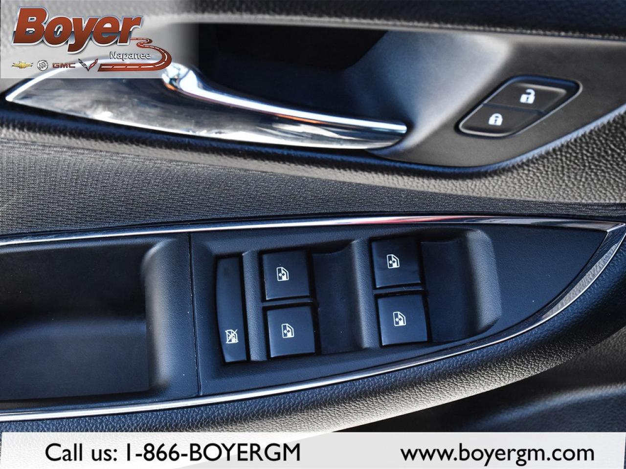 2018 Chevrolet Cruze Hatchback LT (Automatic) Photo