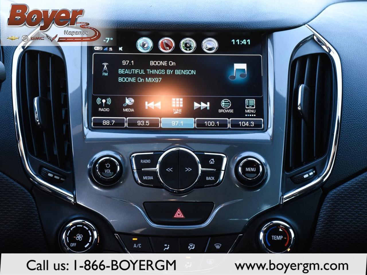 2018 Chevrolet Cruze Hatchback LT (Automatic) Photo