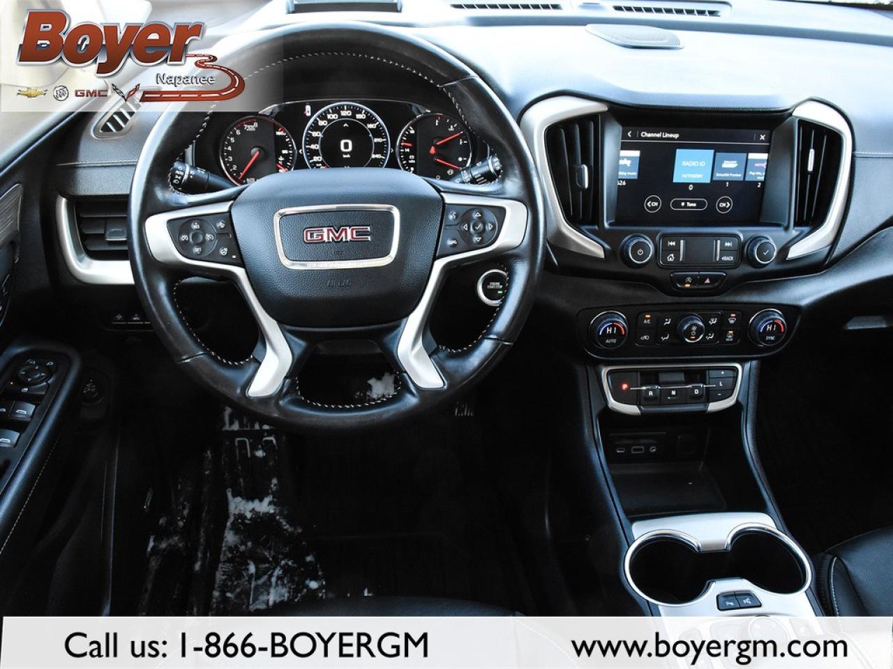 2022 GMC Terrain AWD Denali Photo