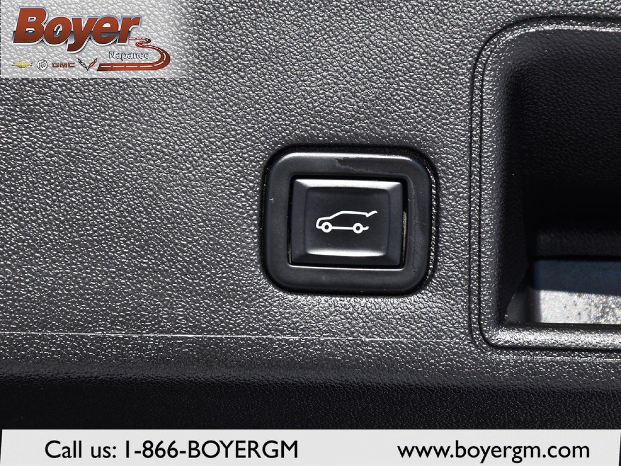 2022 GMC Terrain AWD Denali Photo