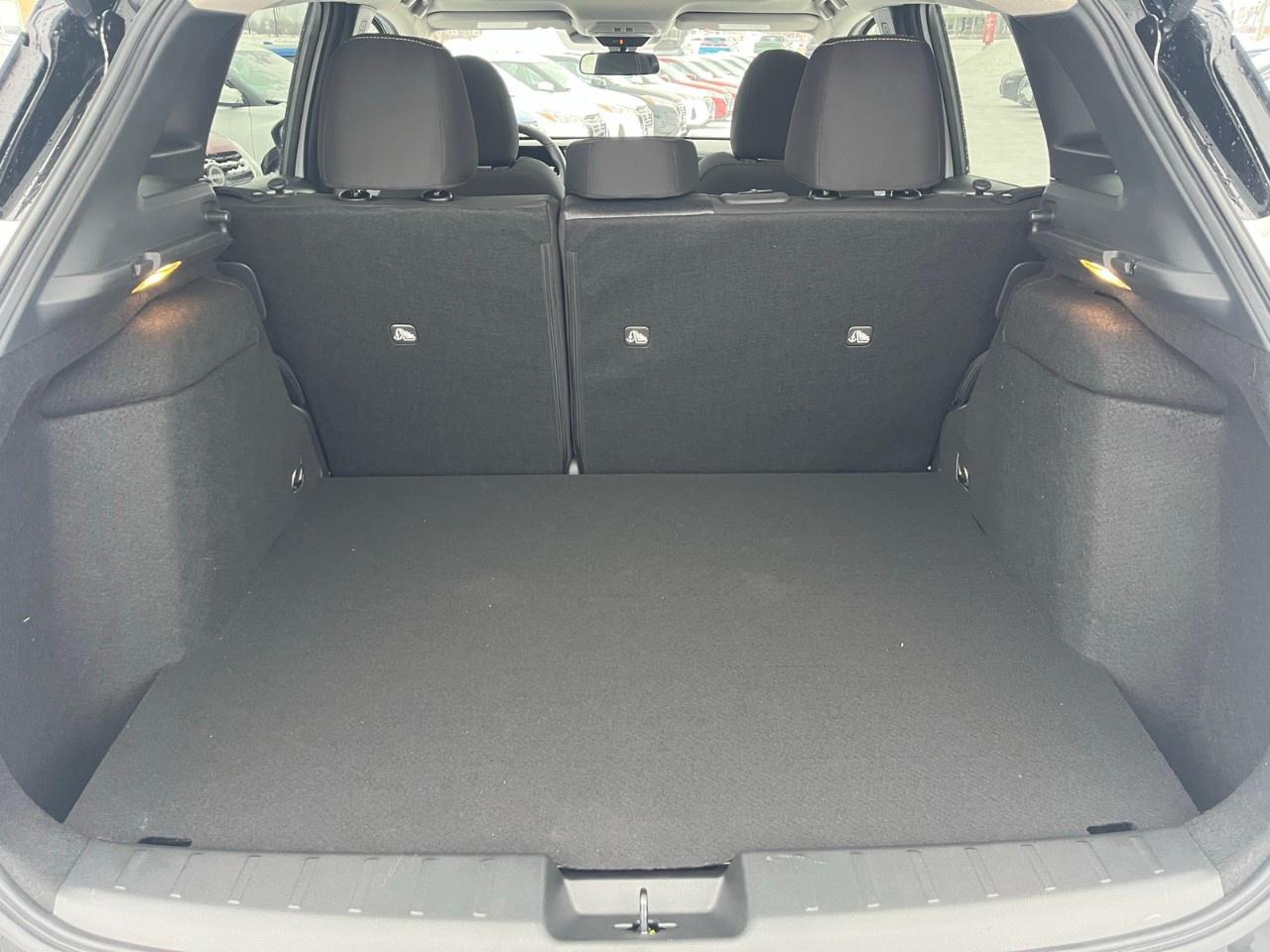 2026 Nissan Kicks SV AWD Photo