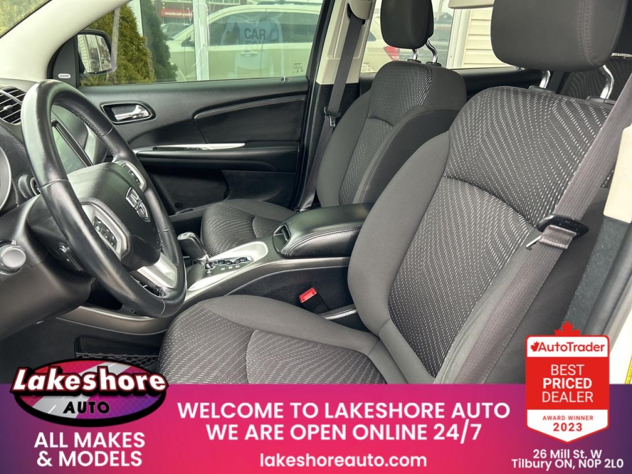 2017 Dodge Journey SXT Photo