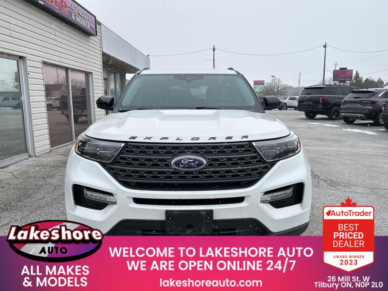 2023 Ford Explorer XLT Photo