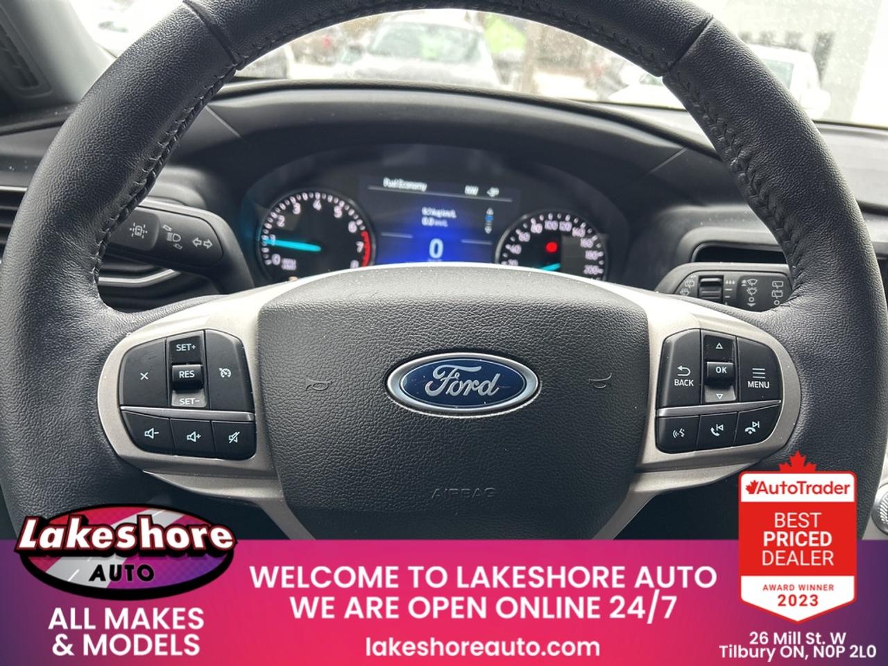 2023 Ford Explorer XLT Photo