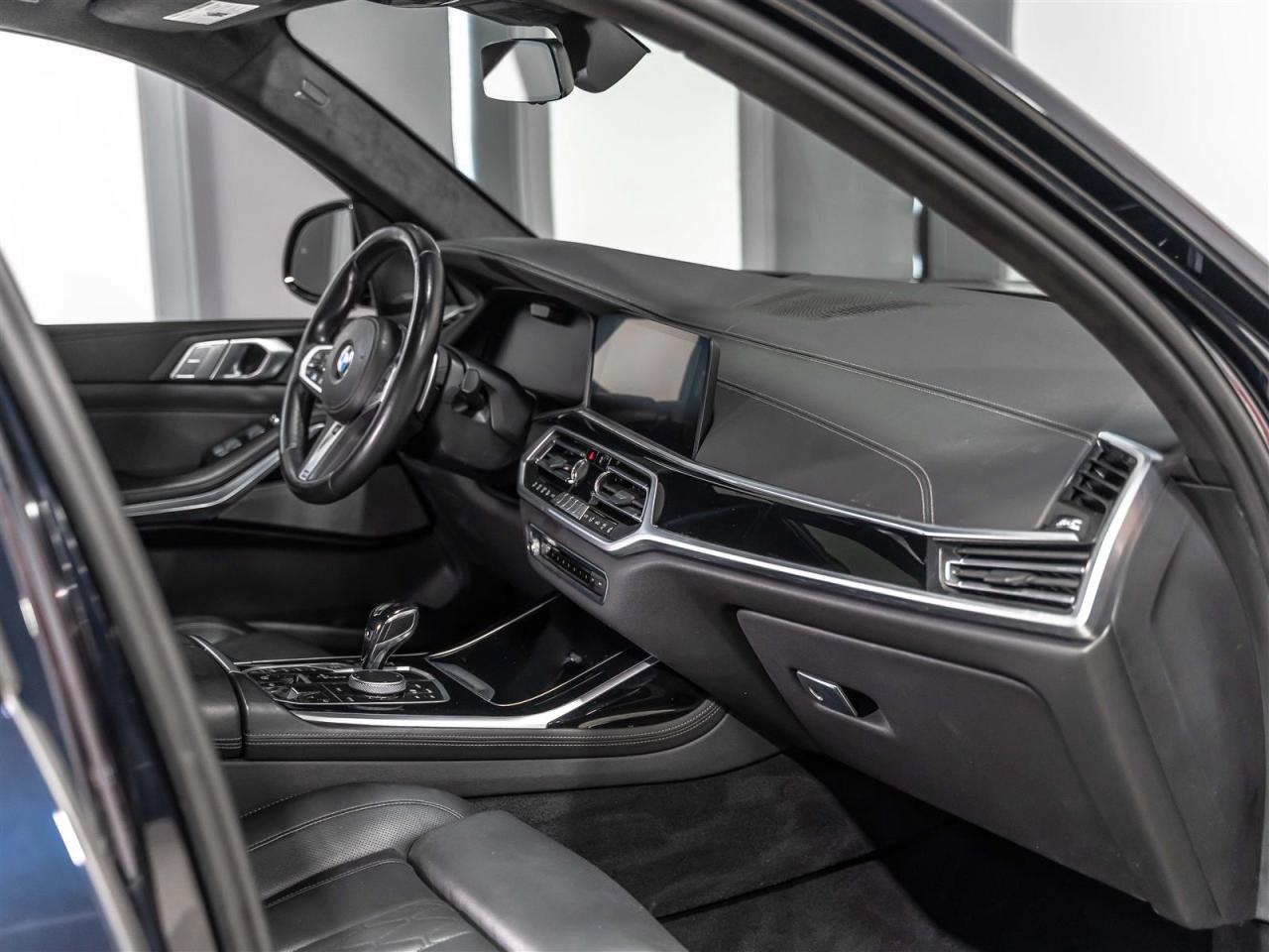 2022 BMW X7 M50i|M AERODYNAMICS|INDIVIDUAL|MASSAGE|LASER LIGHTS|ADAPT CRUISE Photo