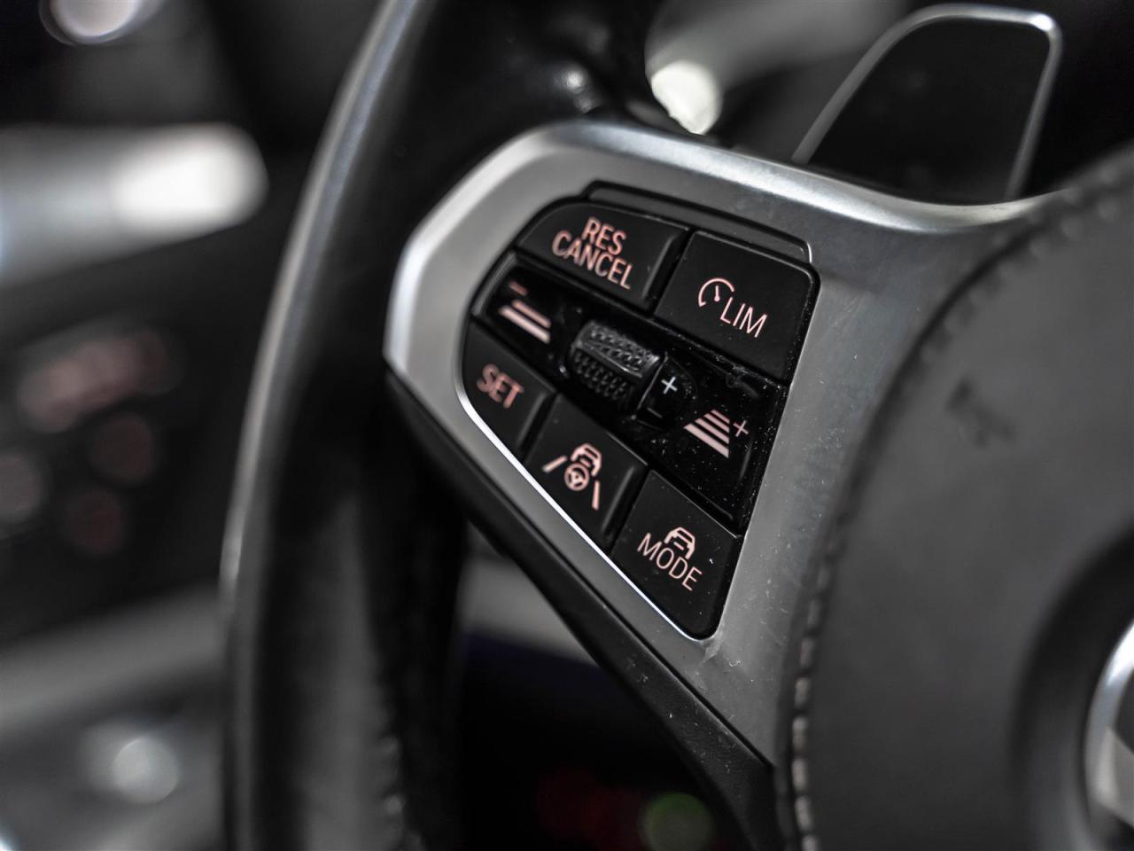 2022 BMW X7 M50i|M AERODYNAMICS|INDIVIDUAL|MASSAGE|LASER LIGHTS|ADAPT CRUISE Photo