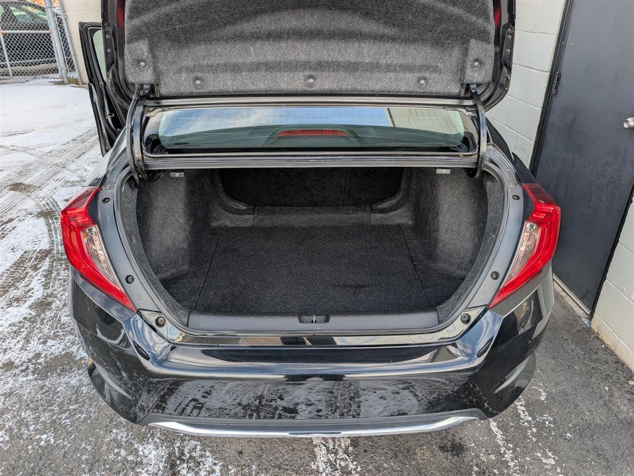 2021 Honda Civic LX - HTD SEATS - REVERSE CAM - TECH FEATURES