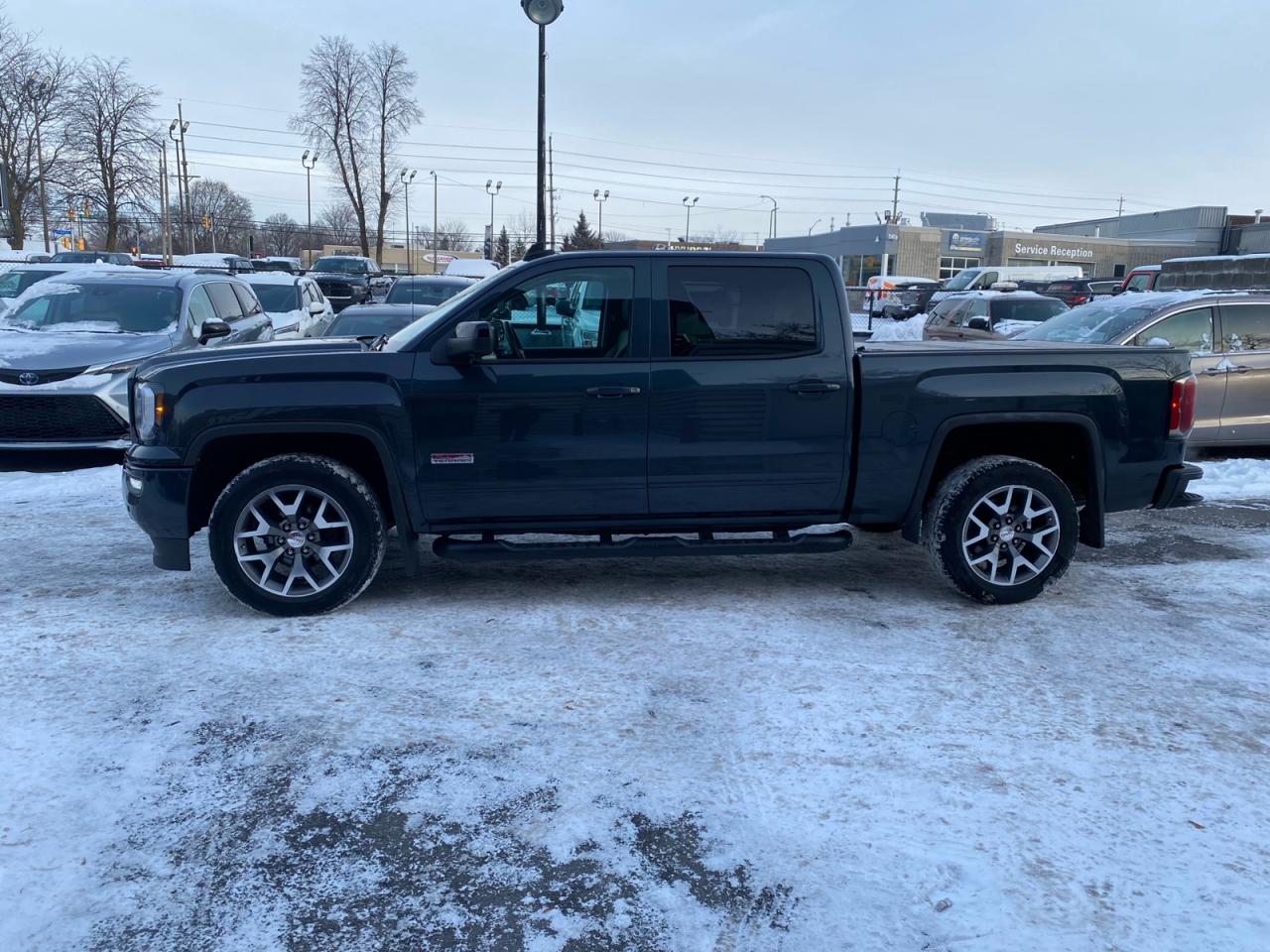 2017 GMC Sierra 1500 SLT | All Terrain | Crew Cab | 4X4 | Sunroof Photo4