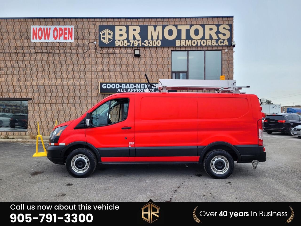 2019 Ford Transit T-250 Van | No Accidents Reported  | Roof Rack Photo