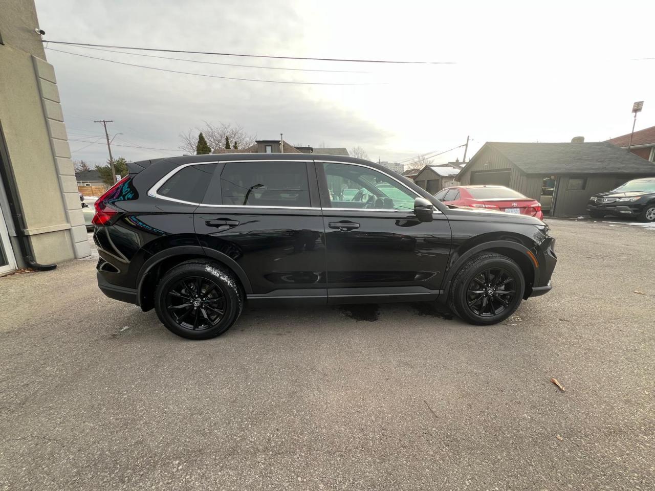 2024 Honda CR-V Hybrid EX-L Black Edition Photo