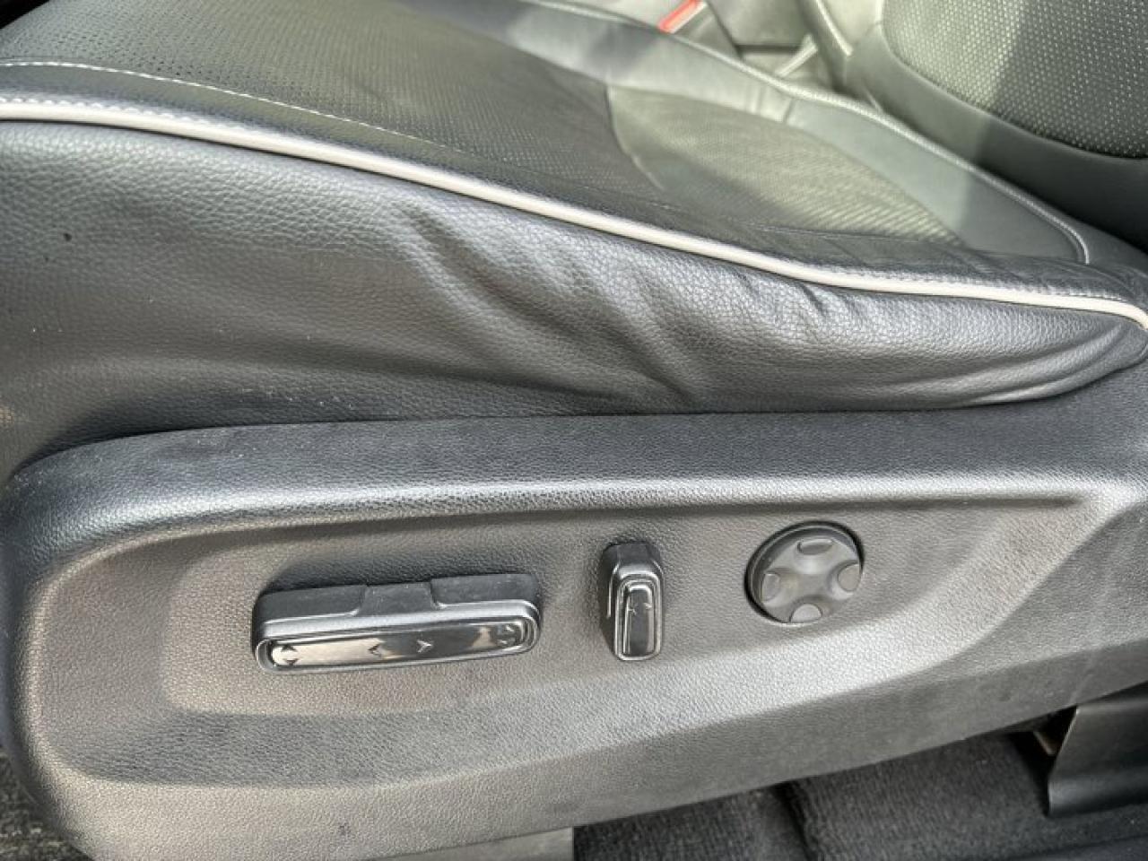 2024 Honda Odyssey Touring | Sunroof | Remote Start | 2nd Row Captain Seats Photo