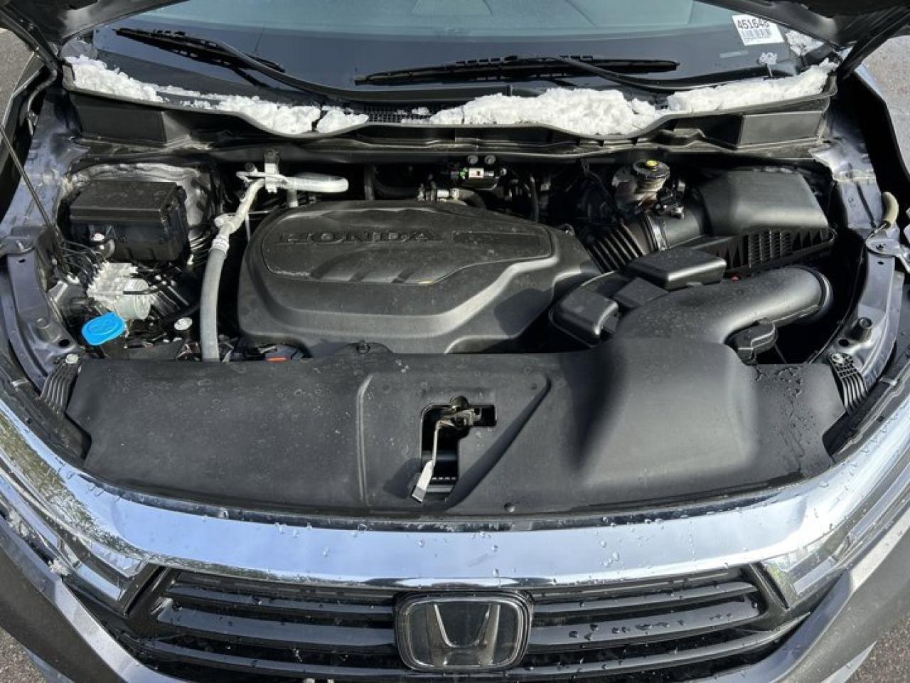 2024 Honda Odyssey Touring | Sunroof | Remote Start | 2nd Row Captain Seats Photo