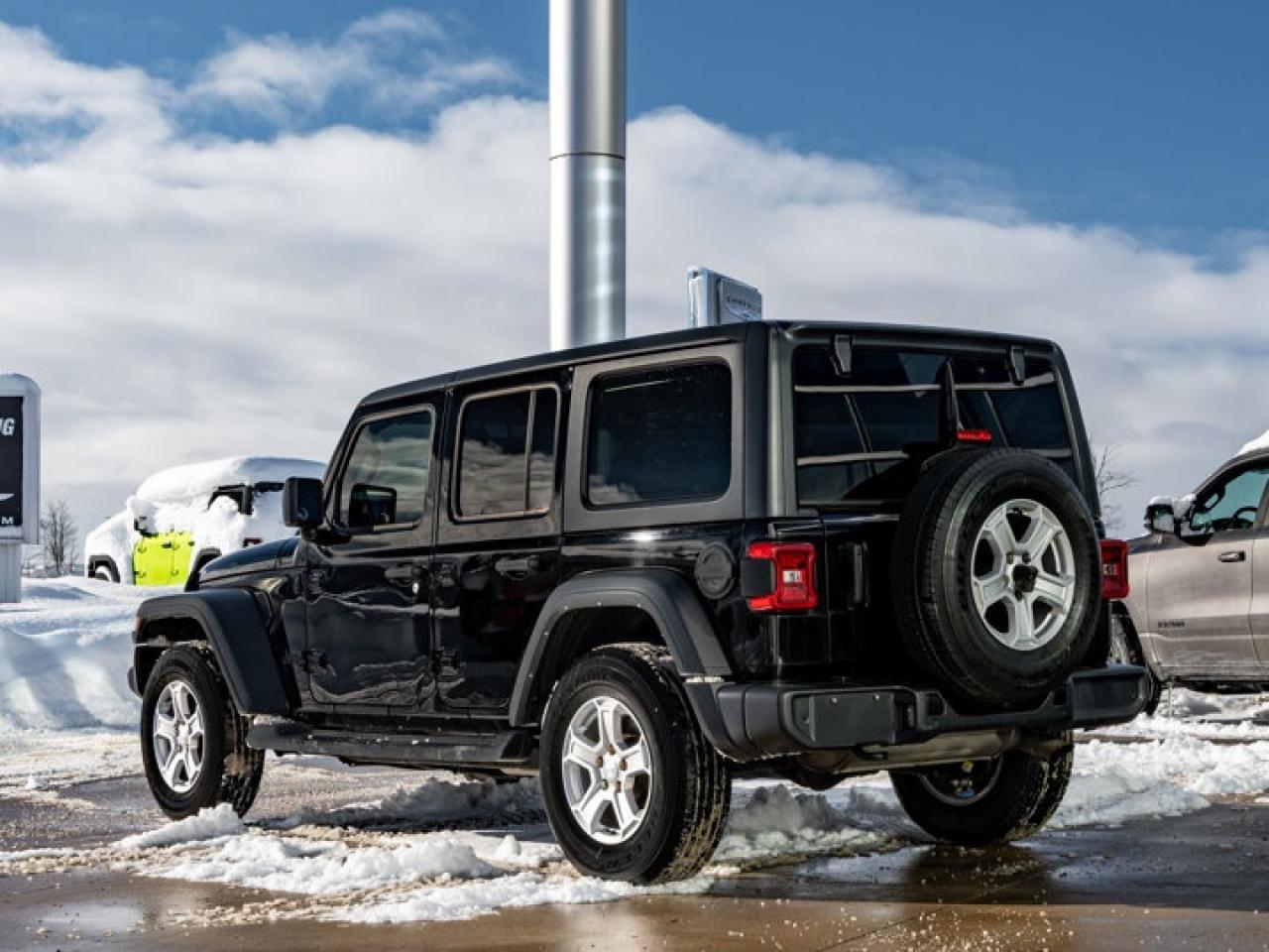 2020 Jeep Wrangler UNLIMITED SPORT Photo