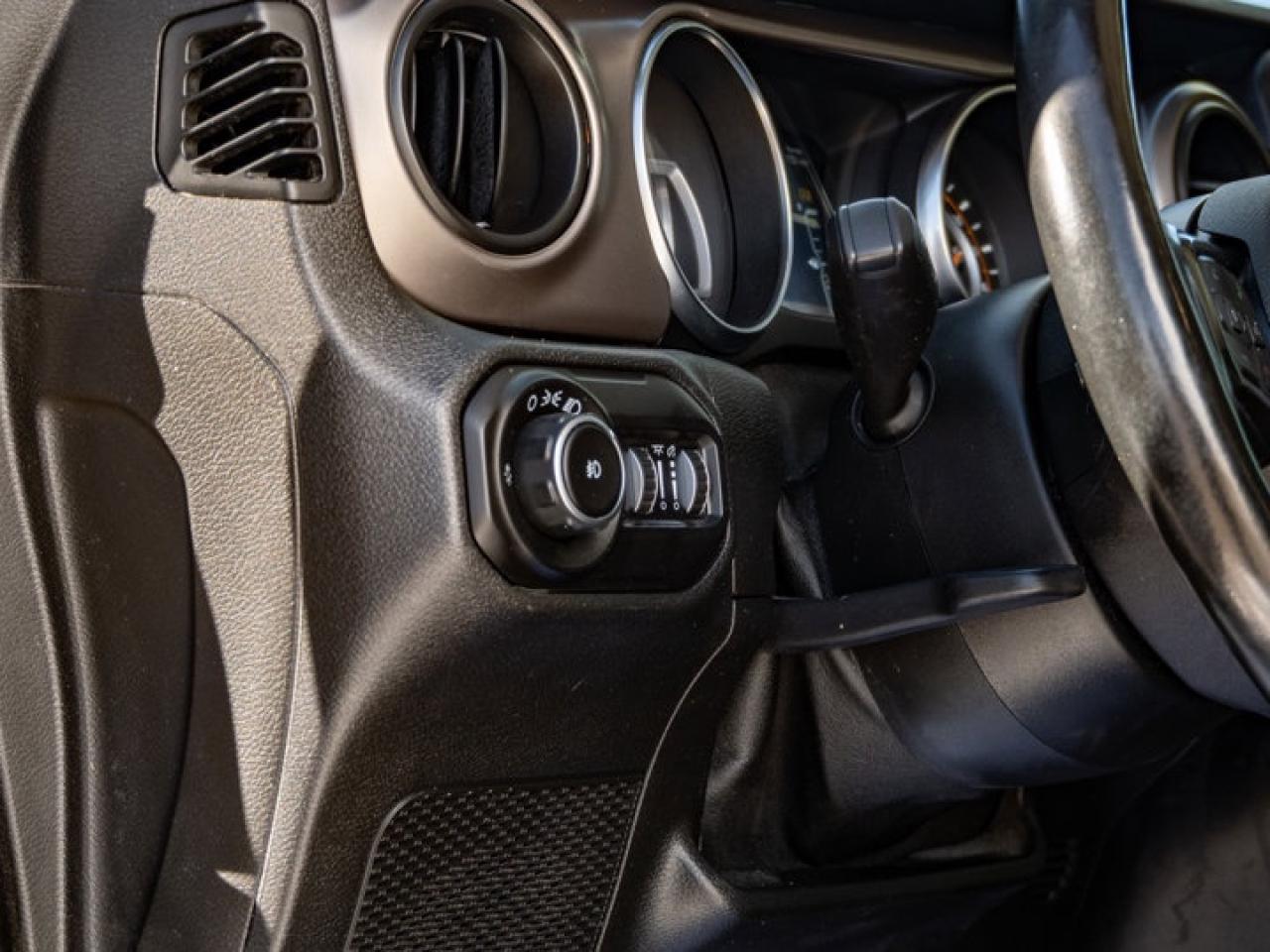 2020 Jeep Wrangler UNLIMITED SPORT Photo