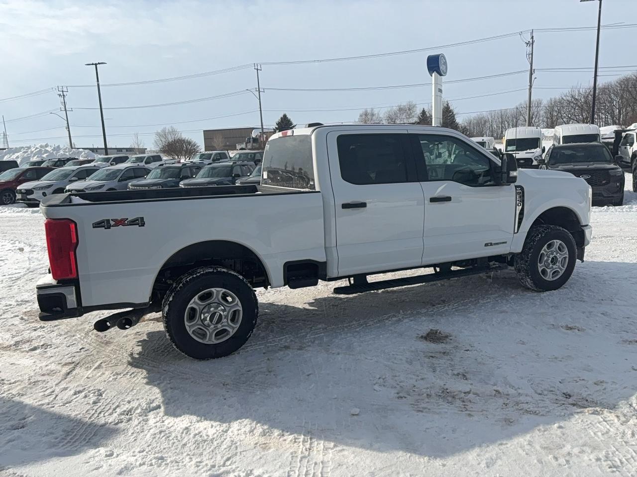 2026 Ford F-350 XLT, 6.7L POWER STROKE, SPRAY-IN BEDLINER Photo4