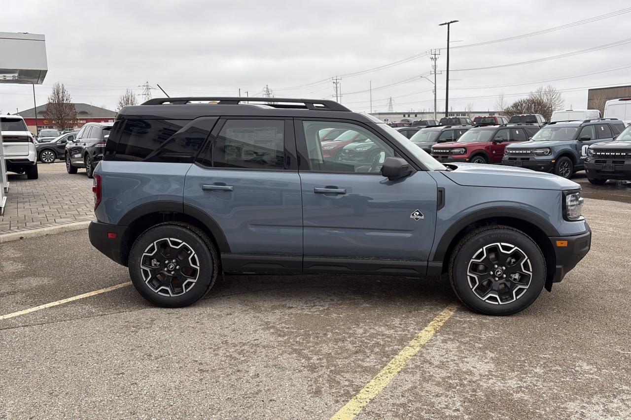 2025 Ford Bronco Sport OUTER BANKS, TECH PKG, MOONROOF, REMOTE START Photo