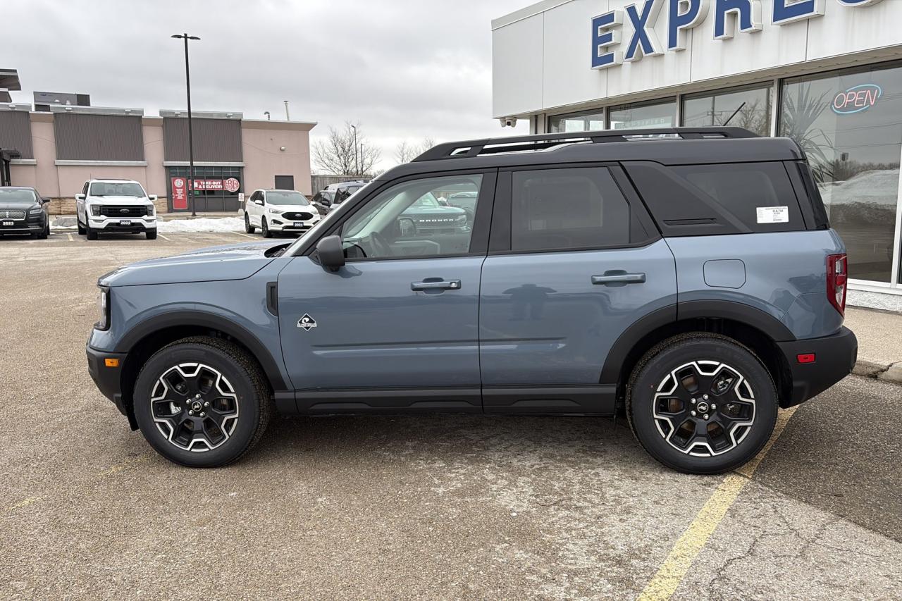 2025 Ford Bronco Sport OUTER BANKS, TECH PKG, MOONROOF, REMOTE START Photo