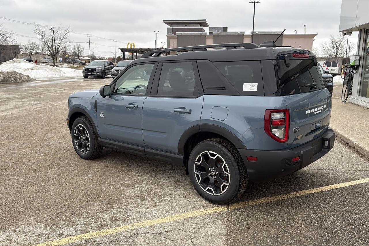 2025 Ford Bronco Sport OUTER BANKS, TECH PKG, MOONROOF, REMOTE START Photo