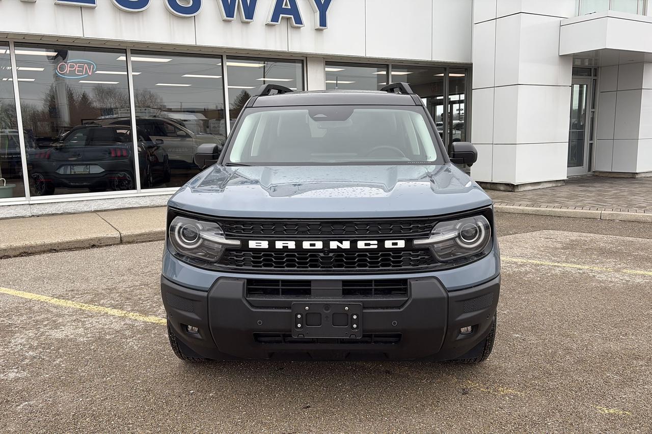 2025 Ford Bronco Sport OUTER BANKS, TECH PKG, MOONROOF, REMOTE START Photo2
