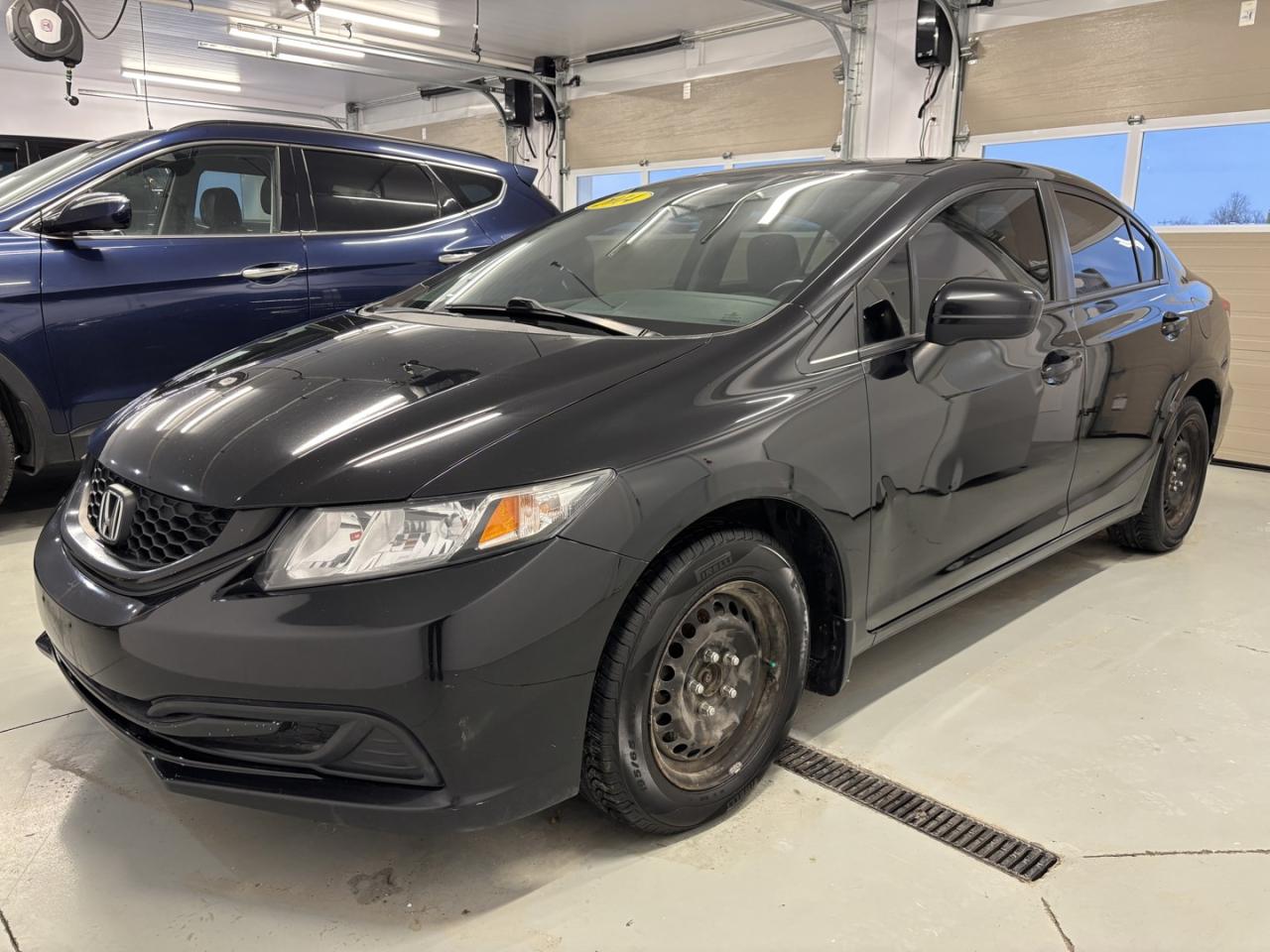 Used 2014 Honda Civic LX Sedan CVT for sale in Dunnville, ON