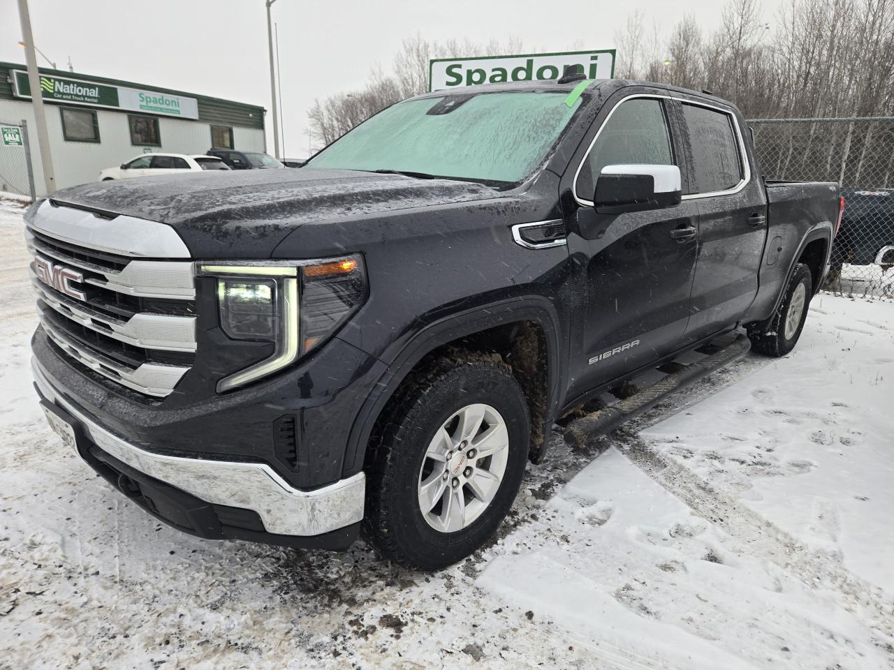 2023 GMC Sierra 1500 SLE - Photo #3