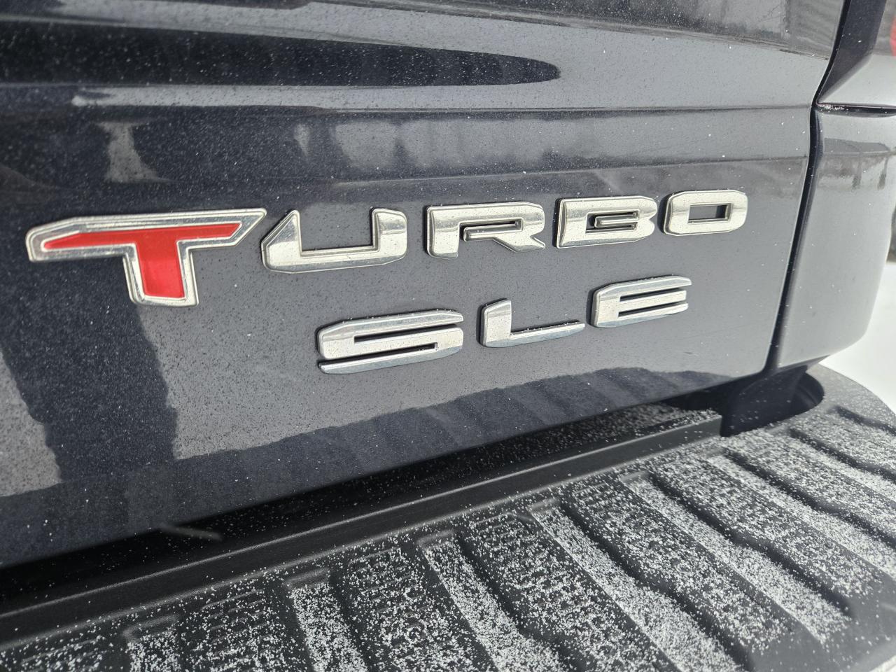 2023 GMC Sierra 1500 SLE - Photo #19