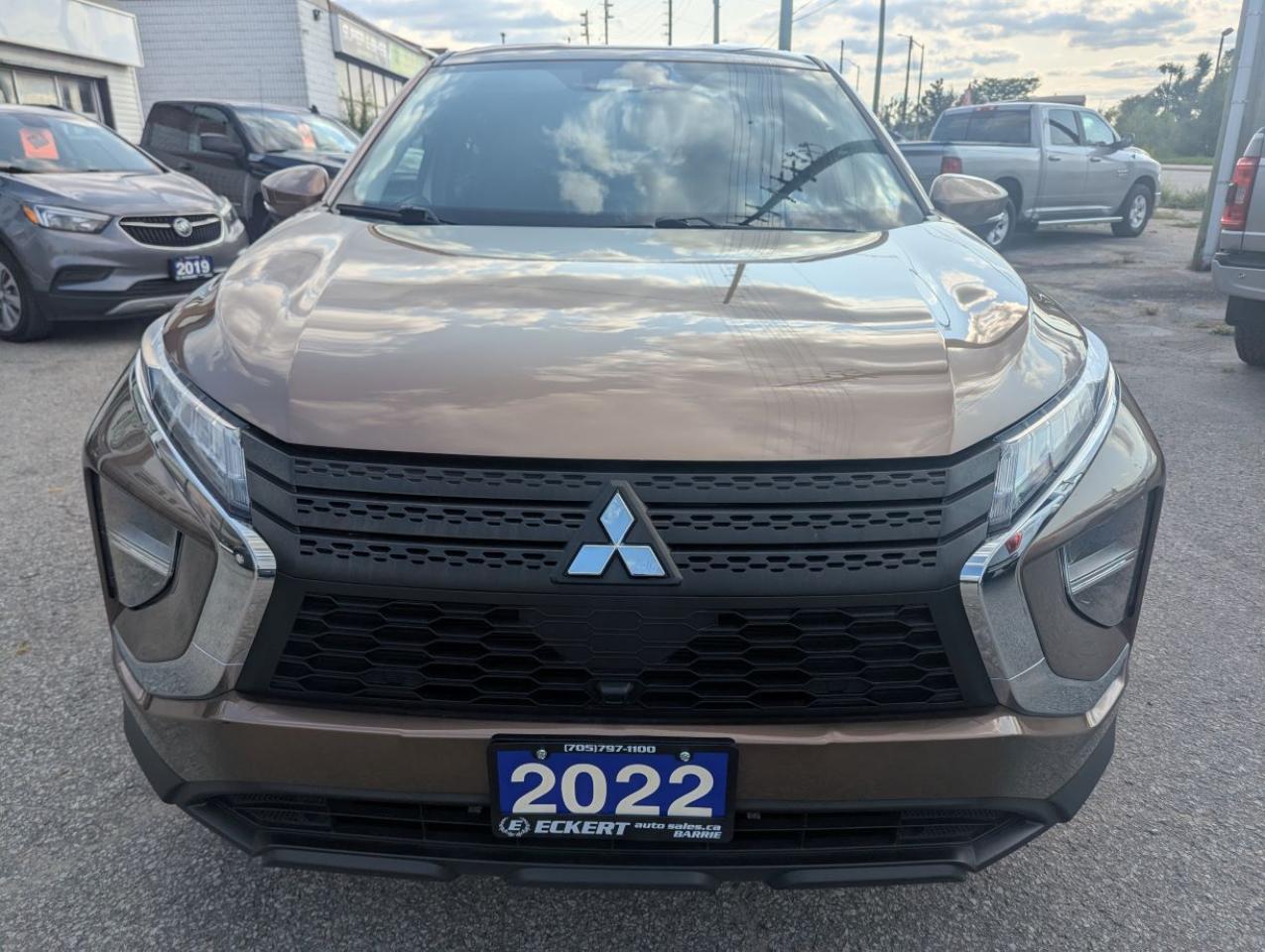 2022 Mitsubishi Eclipse Cross ES S-AWC  END OF YEAR BLOWOUT SALE!! Photo3