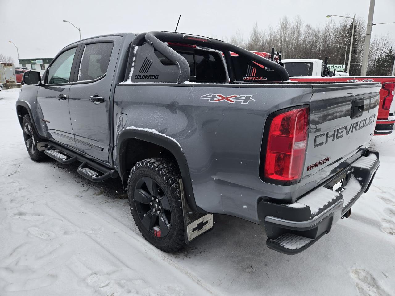 2022 Chevrolet Colorado 4WD LT - Photo #7