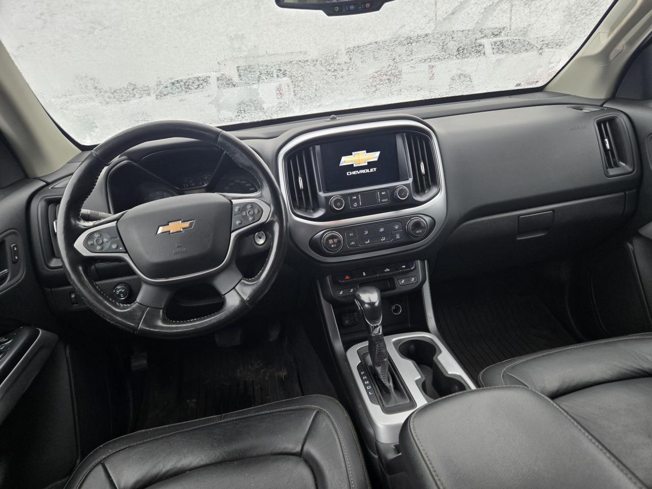 2022 Chevrolet Colorado 4WD LT - Photo #10