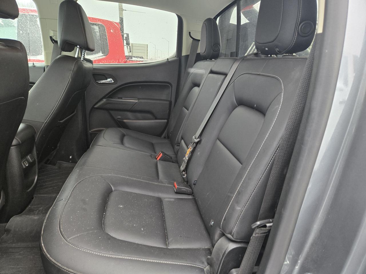 2022 Chevrolet Colorado 4WD LT - Photo #9