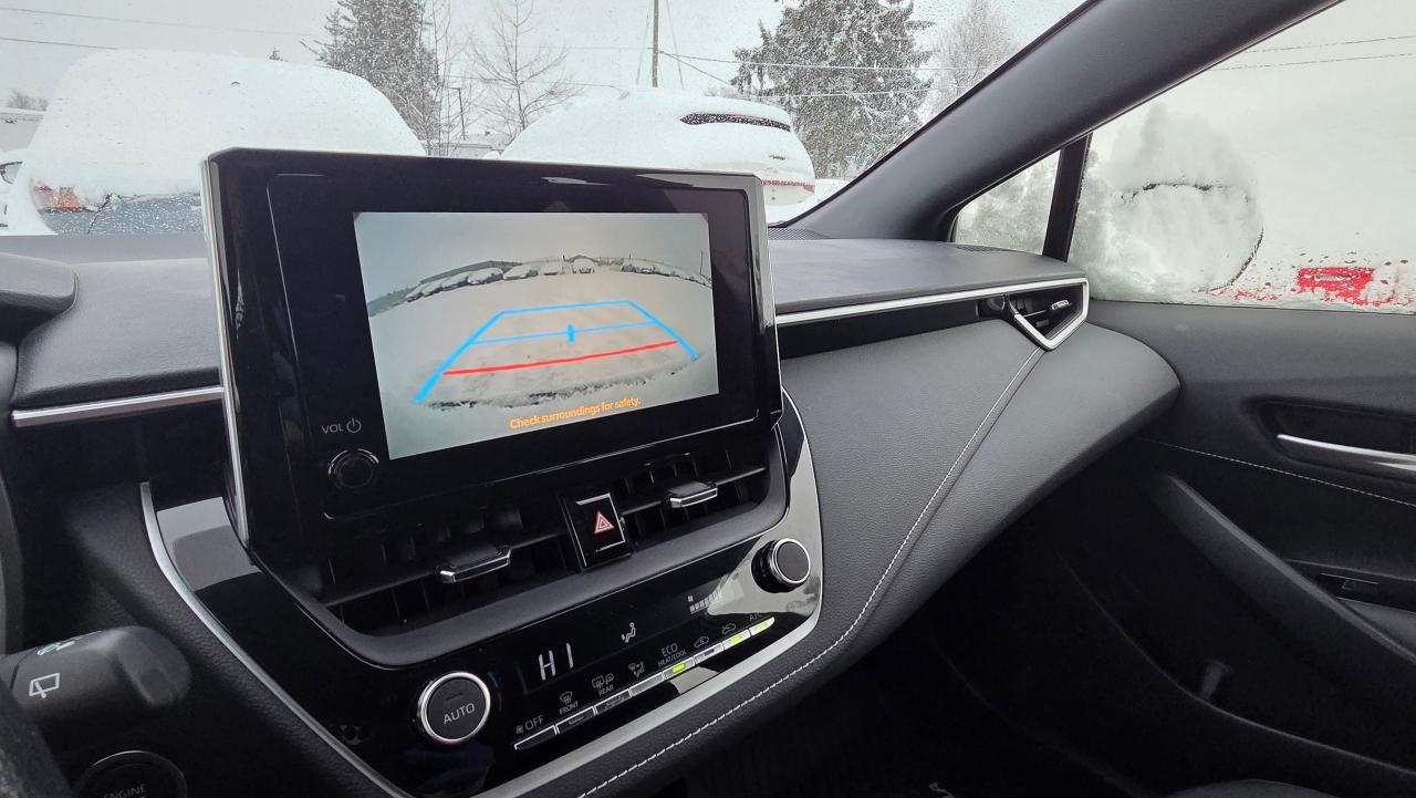 2023 Toyota Corolla SE Photo