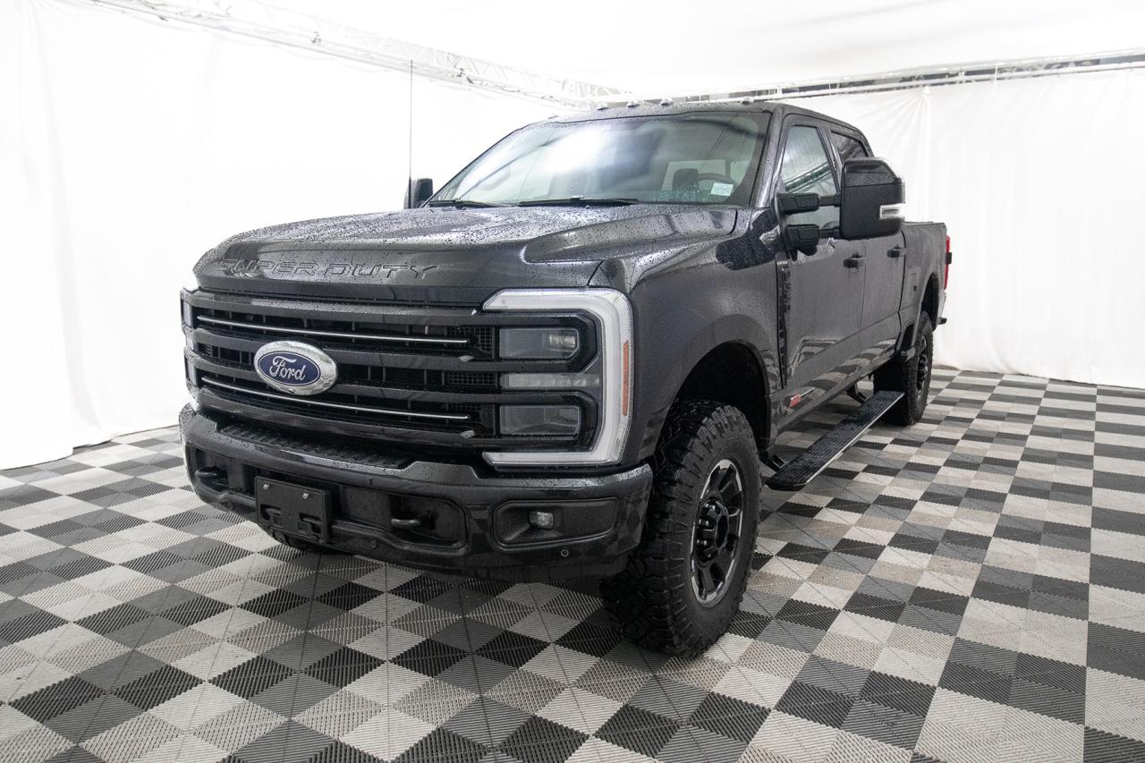 2025 Ford F-350 Platinum 4WD Crew Cab 6.75' Box Tremor Photo1