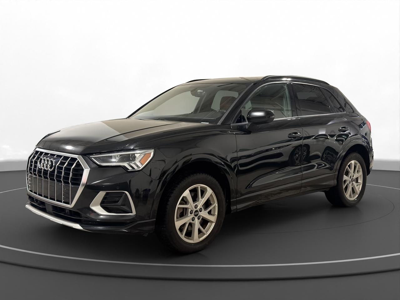 2021 Audi Q3 Komfort 45 TFSI quattro - Photo #1