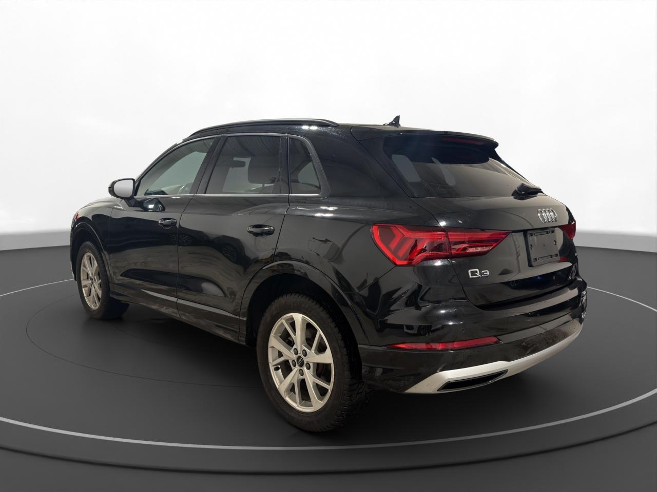 2021 Audi Q3 Komfort 45 TFSI quattro Photo4