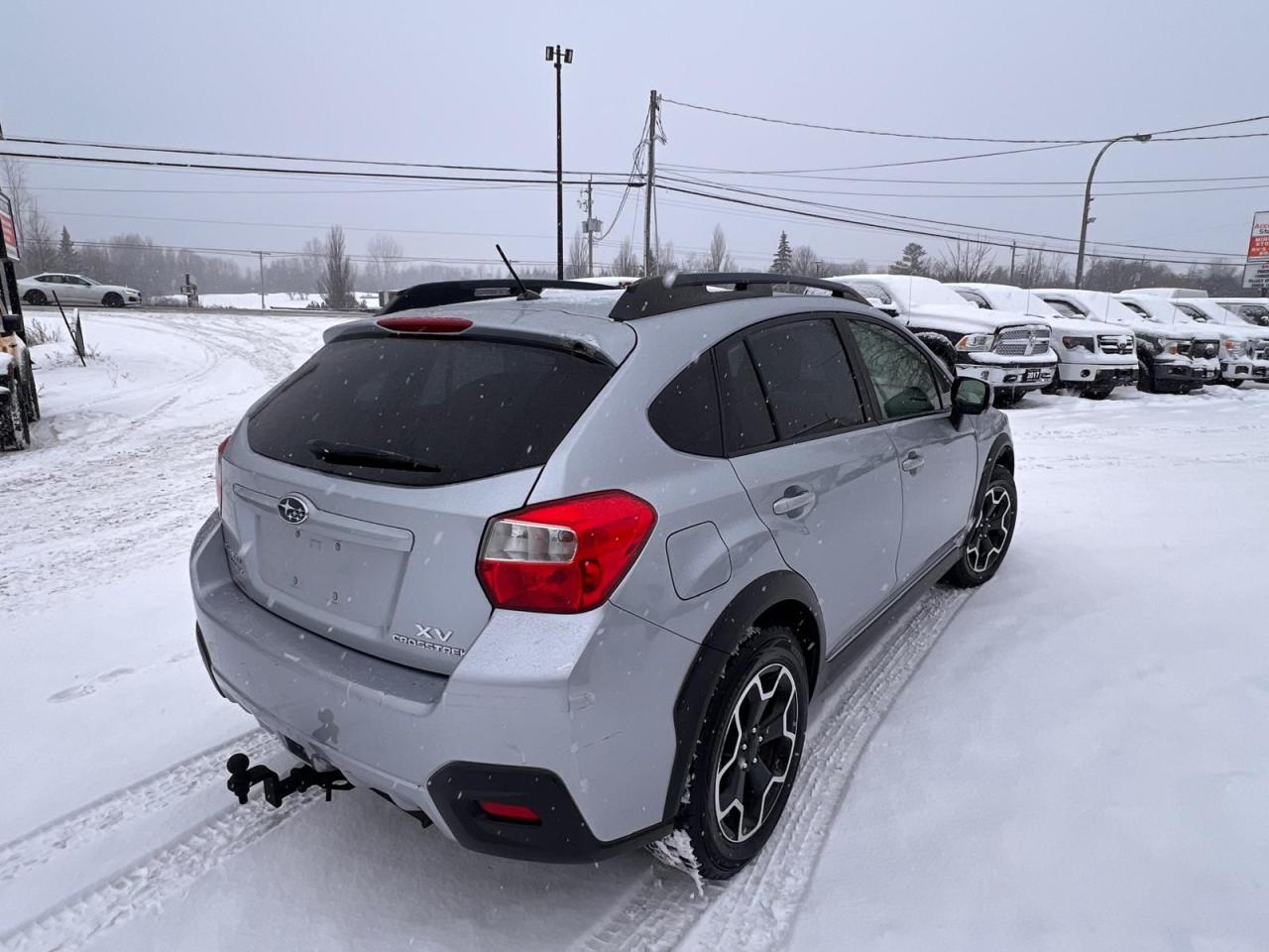 2013 Subaru XV Crosstrek 2.0i w/Touring Pkg Photo4