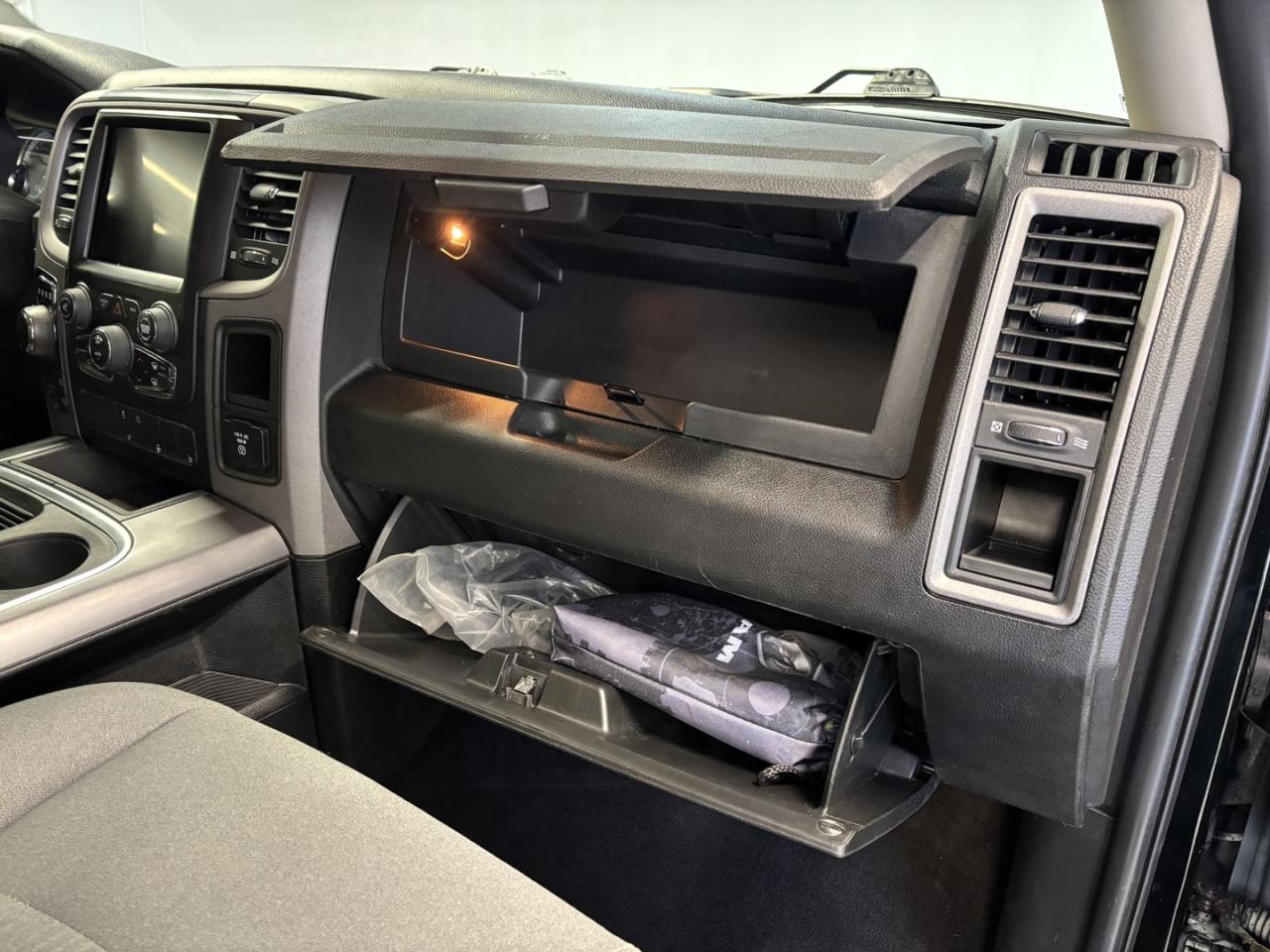 2021 RAM 1500 Classic TRADESMAN Photo