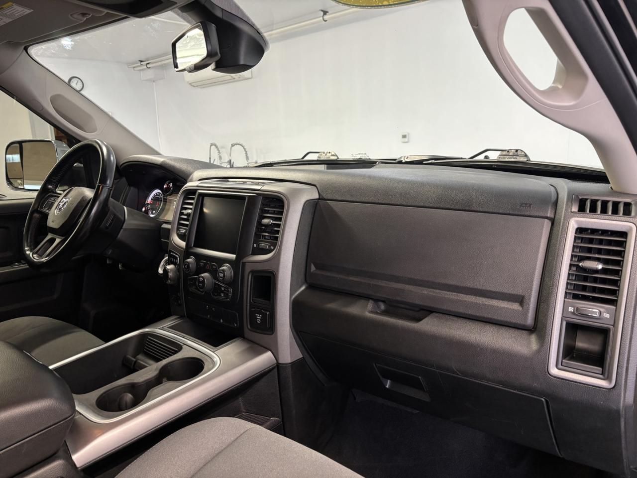 2021 RAM 1500 Classic TRADESMAN Photo