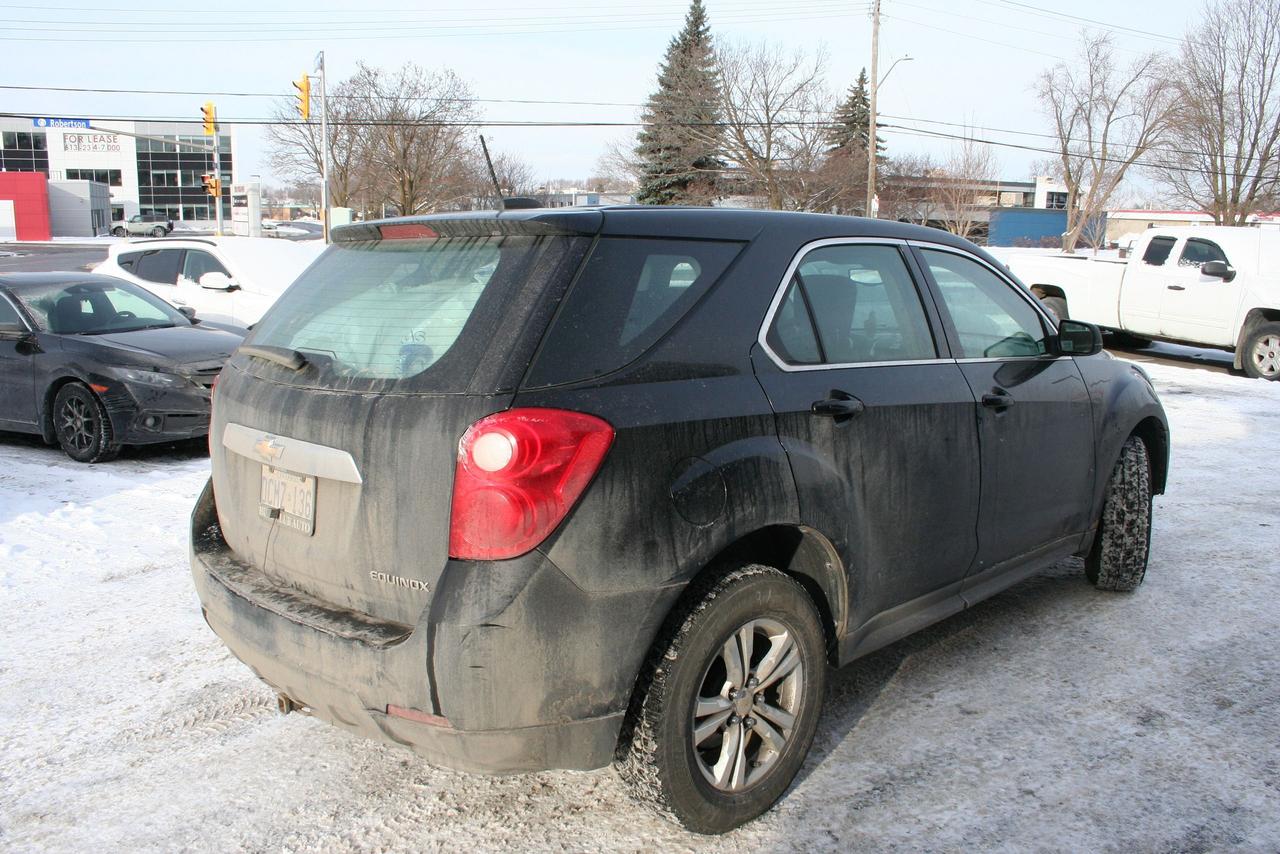 2015 Chevrolet Equinox LS Photo