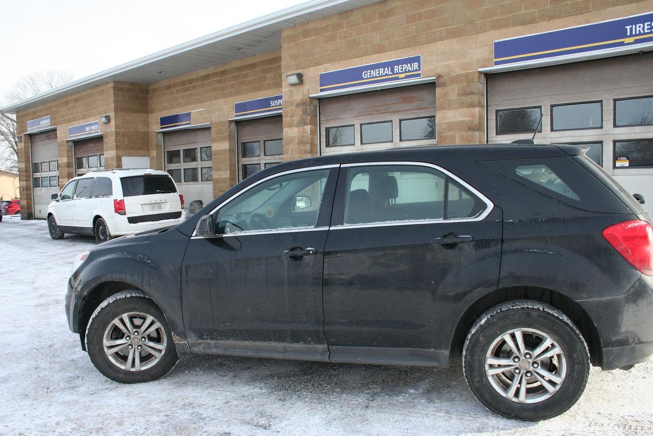2015 Chevrolet Equinox LS Photo