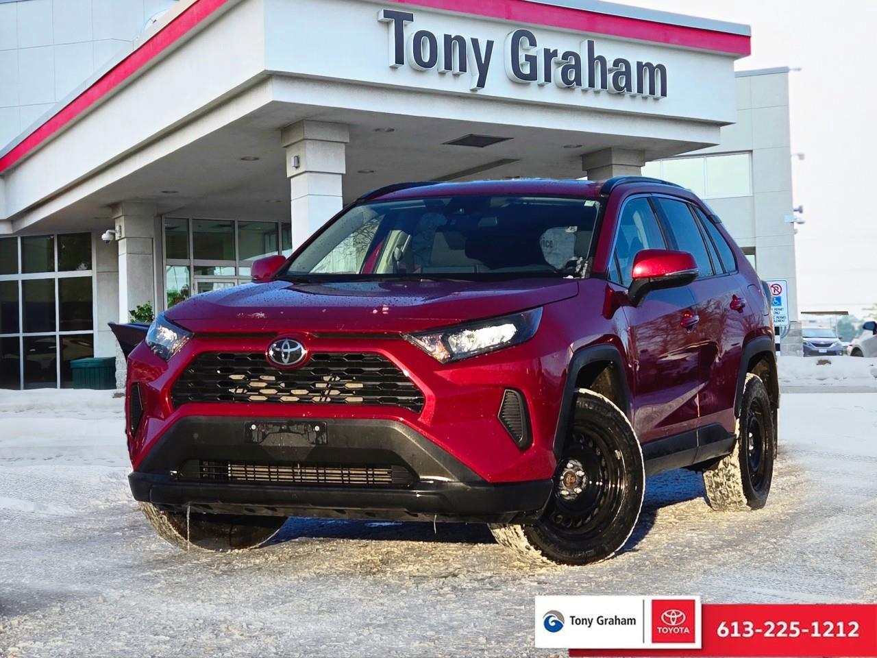 Used 2020 Toyota RAV4 LE for sale in Ottawa, ON