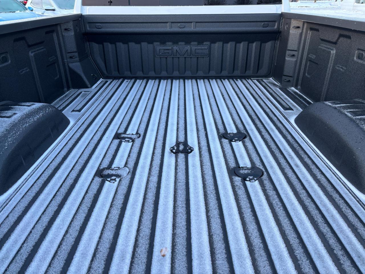 2026 GMC Sierra 3500 HD 2026 GMC Sierra SLE 3500 Crew Cab Dually 4WD Photo