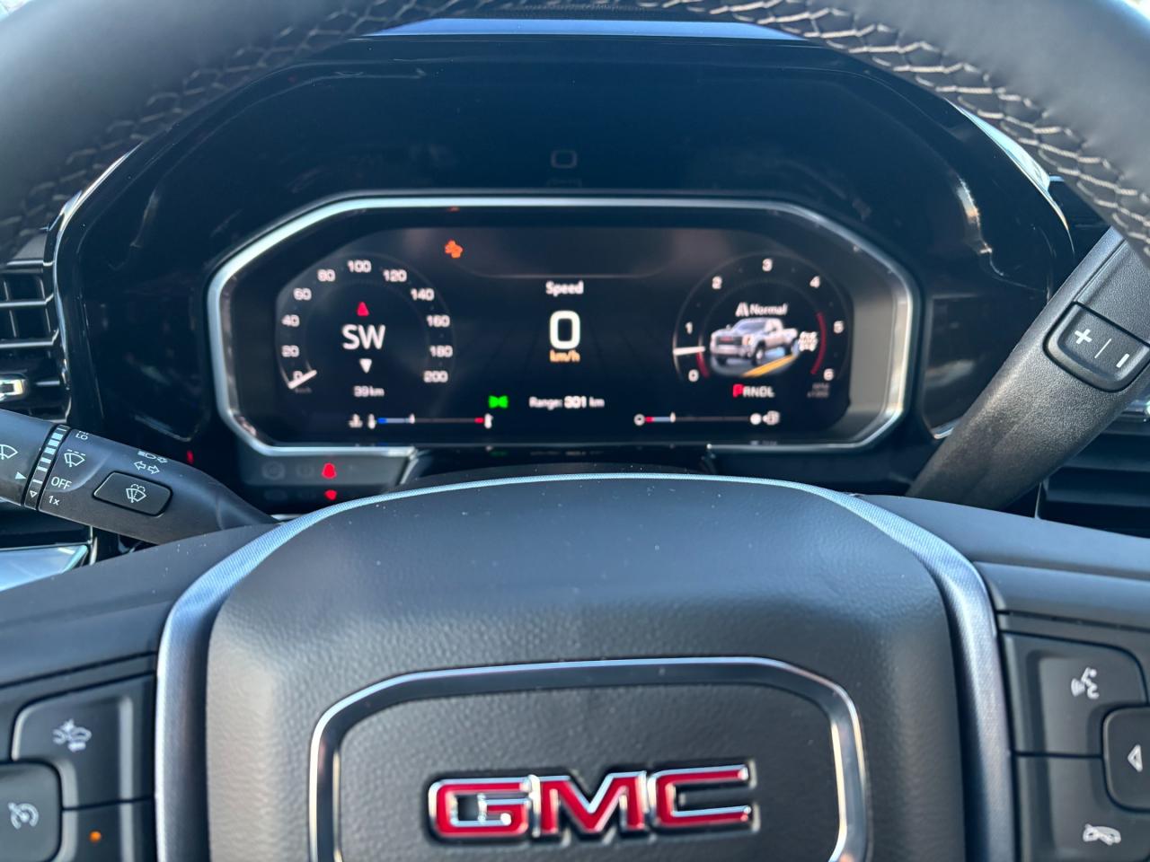 2026 GMC Sierra 3500 HD 2026 GMC Sierra SLE 3500 Crew Cab Dually 4WD Photo