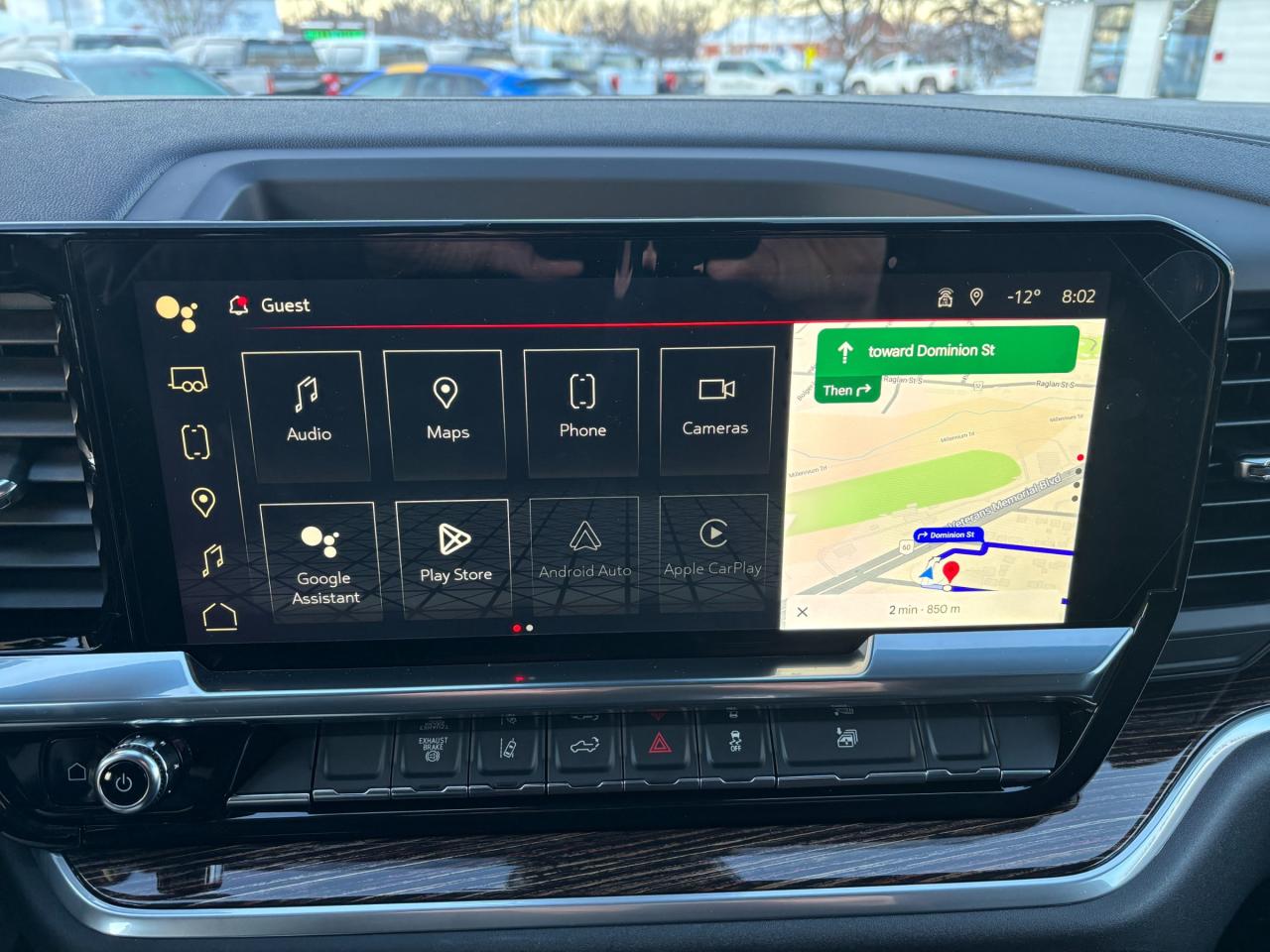 2026 GMC Sierra 3500 HD 2026 GMC Sierra SLE 3500 Crew Cab Dually 4WD Photo