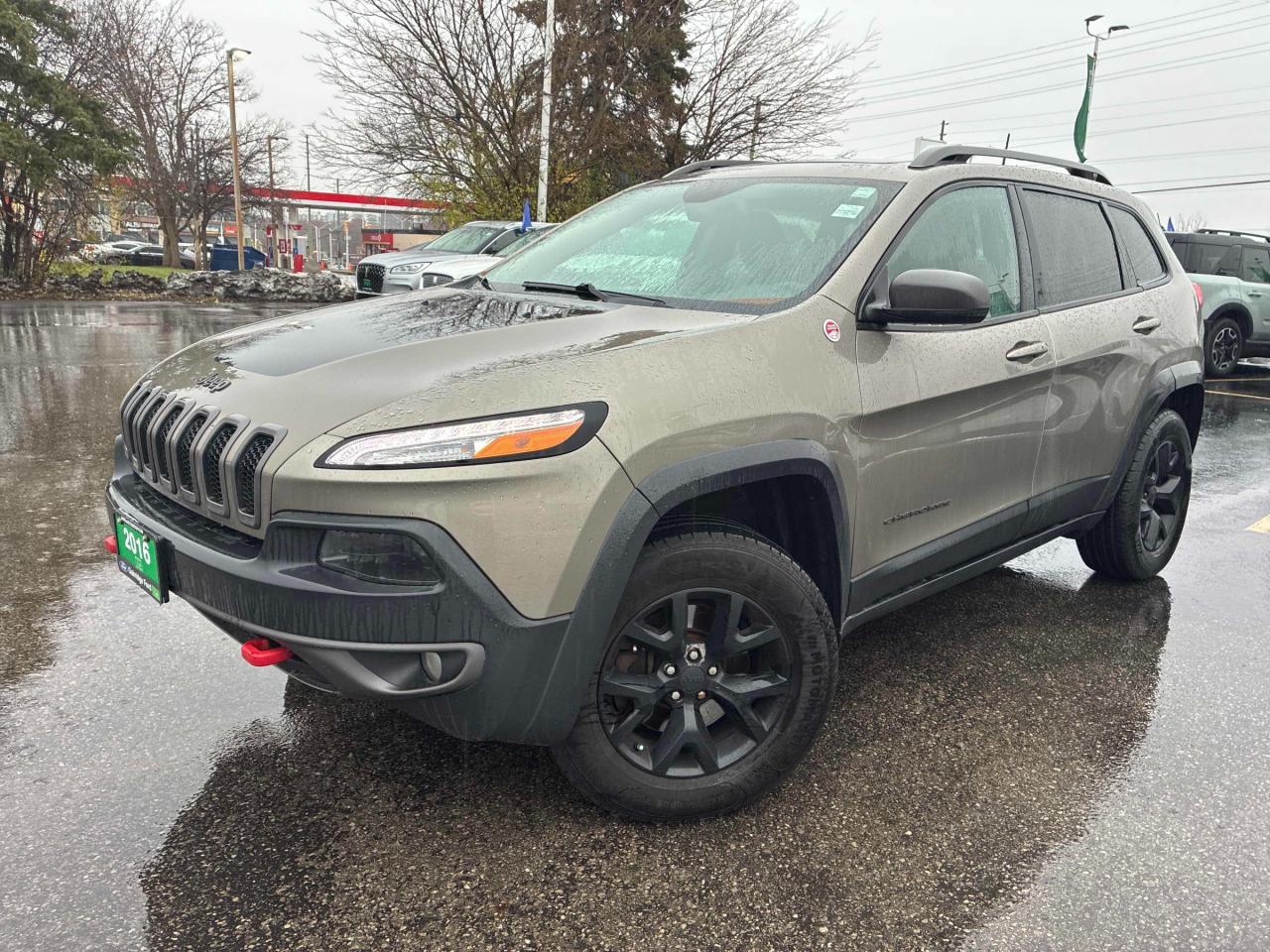 Used 2016 Jeep Cherokee Trailhawk Leather | Sunroof | Heated Seats | Heated Steering | Backup Camera for sale in Waterloo, ON
