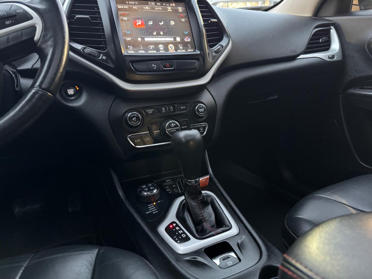 2016 Jeep Cherokee Trailhawk Leather | Sunroof | Heated Seats | Heated Steering | Backup Camera Photo